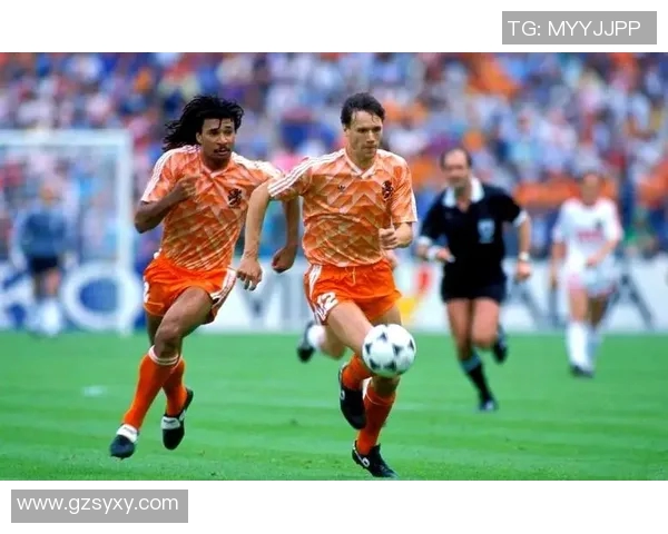 1988年欧洲杯决赛荷兰队完整阵容及其辉煌战绩回顾